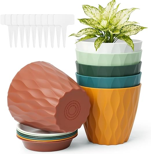 Plastikowe doniczki 10 cm – zestaw 6 szt., 6 kolorów, z drenażem i spodkiem, do domu i ogrodu